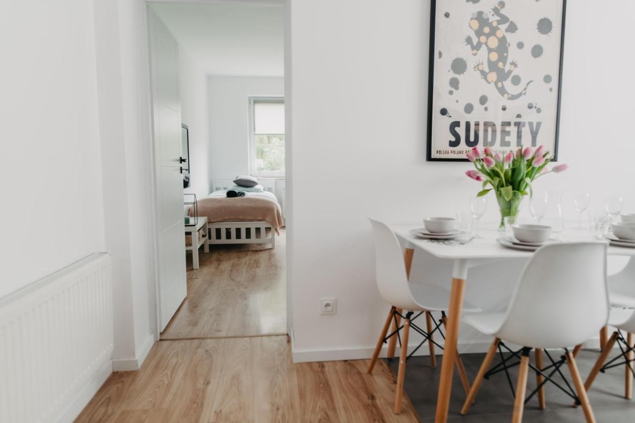 Jeleni Zakatek - Apartament W Stolicy Karkonoszy Jelenia Góra Екстериор снимка