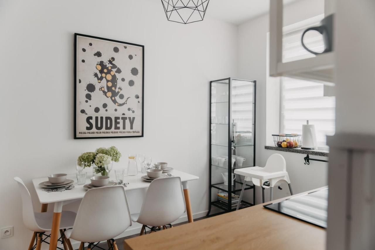Jeleni Zakatek - Apartament W Stolicy Karkonoszy Jelenia Góra Екстериор снимка